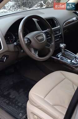 Внедорожник / Кроссовер Audi Q5 2015 в 