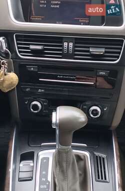 Внедорожник / Кроссовер Audi Q5 2015 в 