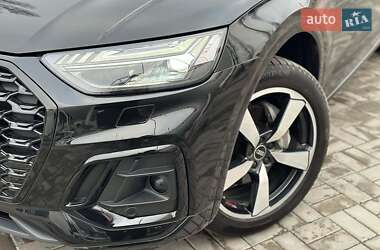 Позашляховик / Кросовер Audi Q5 2022 в Дніпрі