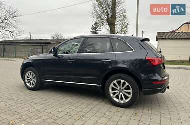 Позашляховик / Кросовер Audi Q5 2015 в 