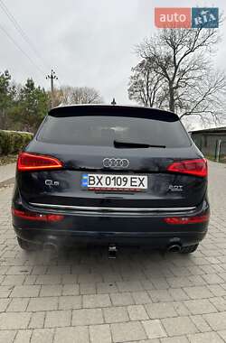 Позашляховик / Кросовер Audi Q5 2015 в 