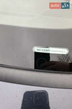 Позашляховик / Кросовер Audi Q5 2015 в 