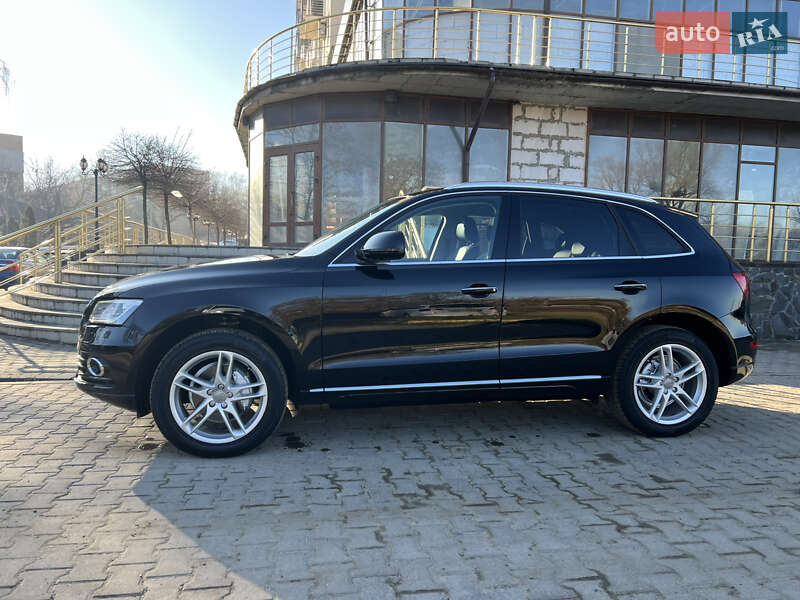 Позашляховик / Кросовер Audi Q5 2016 в Чернівцях
