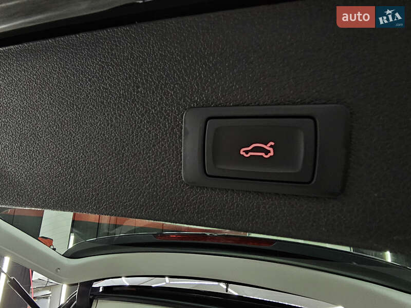 Позашляховик / Кросовер Audi Q5 2016 в Чернівцях