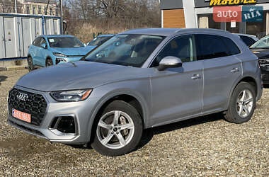 Внедорожник / Кроссовер Audi Q5 2022 в 