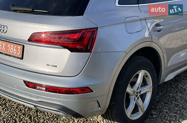 Внедорожник / Кроссовер Audi Q5 2022 в 