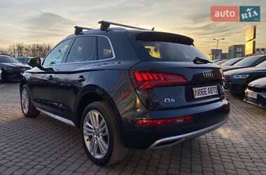 Внедорожник / Кроссовер Audi Q5 2017 в Львове