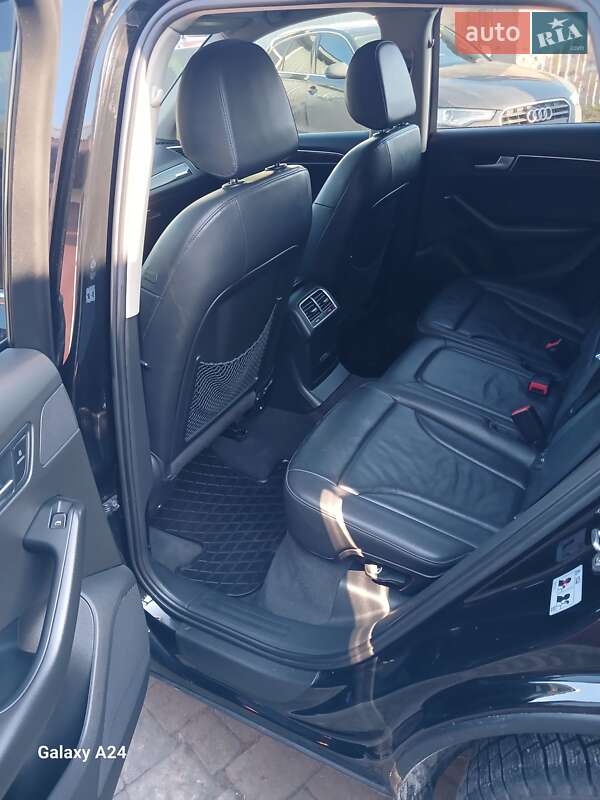 Внедорожник / Кроссовер Audi Q5 2010 в Львове