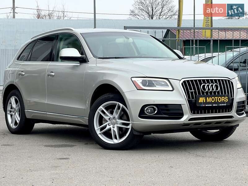 Позашляховик / Кросовер Audi Q5 2017 в 