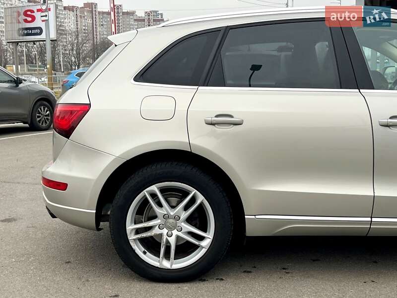 Внедорожник / Кроссовер Audi Q5 2017 в Киеве