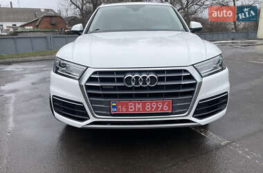 Позашляховик / Кросовер Audi Q5 2018 в Лубнах