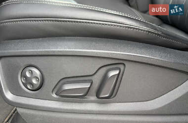 Внедорожник / Кроссовер Audi Q5 2020 в 