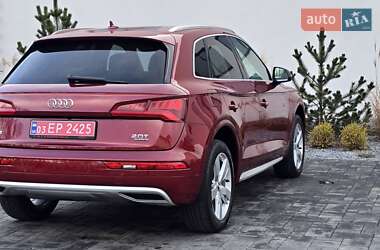 Позашляховик / Кросовер Audi Q5 2018 в Луцьку