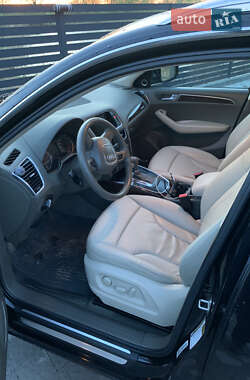 Внедорожник / Кроссовер Audi Q5 2012 в 