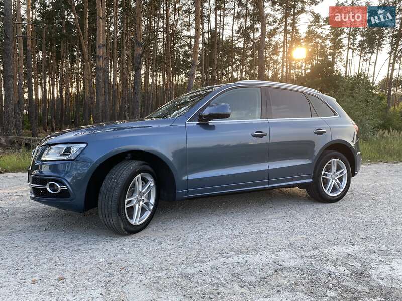 Внедорожник / Кроссовер Audi Q5 2015 в Киеве