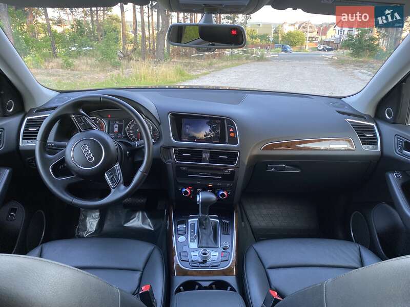Внедорожник / Кроссовер Audi Q5 2015 в Киеве