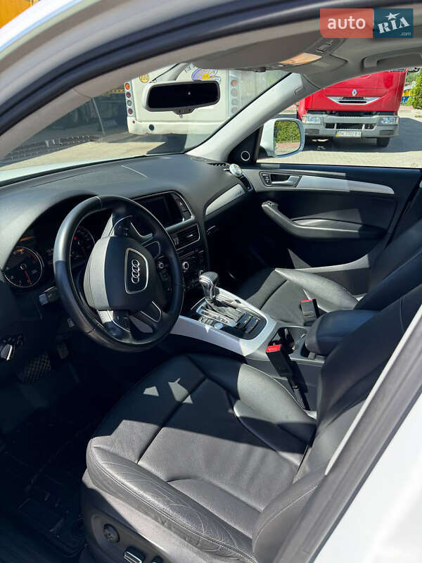 Внедорожник / Кроссовер Audi Q5 2013 в Житомире
