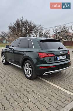 Внедорожник / Кроссовер Audi Q5 2019 в Одессе