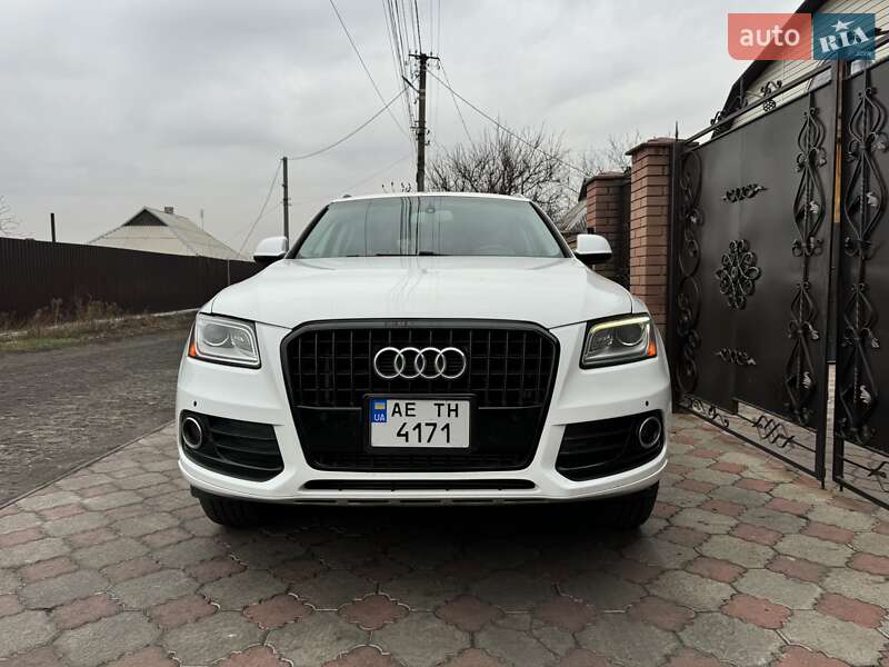 Внедорожник / Кроссовер Audi Q5 2015 в Петропавловке