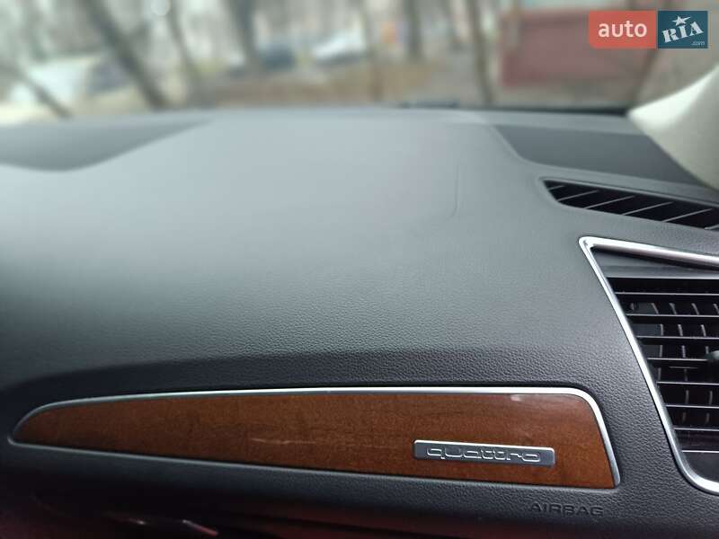 Внедорожник / Кроссовер Audi Q5 2011 в Запорожье