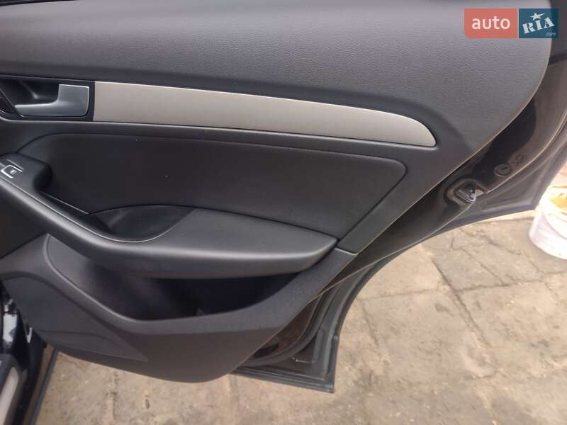 Позашляховик / Кросовер Audi Q5 2012 в Житомирі фото 30 Позашляховик / Кросовер Audi Q5 2012 в Житомирі