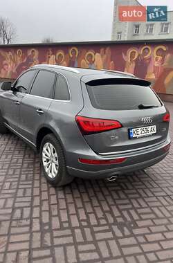 Внедорожник / Кроссовер Audi Q5 2015 в 