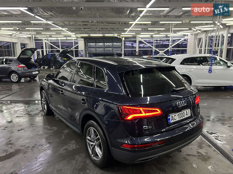 Внедорожник / Кроссовер Audi Q5 2018 в Луцке