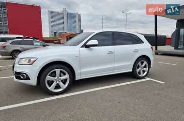 Внедорожник / Кроссовер Audi Q5 2015 в 