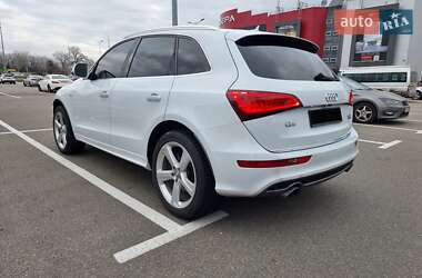 Внедорожник / Кроссовер Audi Q5 2015 в 