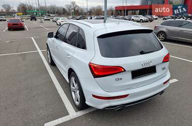 Внедорожник / Кроссовер Audi Q5 2015 в 