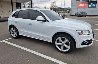 Внедорожник / Кроссовер Audi Q5 2015 в 
