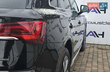 Позашляховик / Кросовер Audi Q5 2021 в 