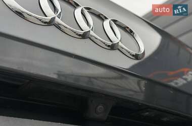 Внедорожник / Кроссовер Audi Q5 2018 в 