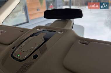 Внедорожник / Кроссовер Audi Q5 2018 в 