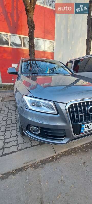 Внедорожник / Кроссовер Audi Q5 2015 в 