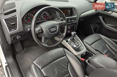 Внедорожник / Кроссовер Audi Q5 2014 в Ровно