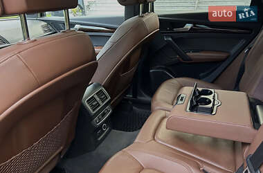 Внедорожник / Кроссовер Audi Q5 2019 в 