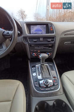 Внедорожник / Кроссовер Audi Q5 2014 в 