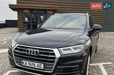 Позашляховик / Кросовер Audi Q5 2018 в Києві