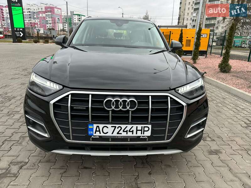 Внедорожник / Кроссовер Audi Q5 2021 в Луцке