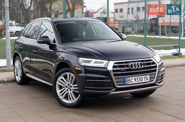 Внедорожник / Кроссовер Audi Q5 2018 в 