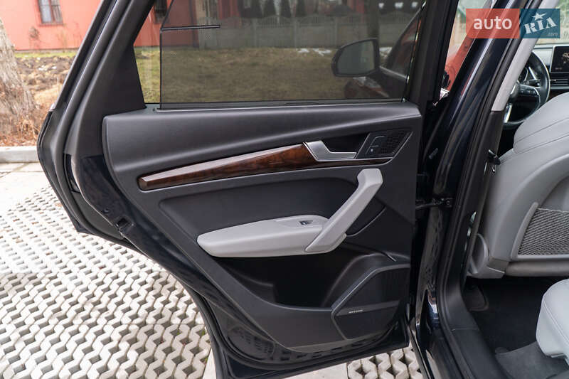 Внедорожник / Кроссовер Audi Q5 2018 в Самборе фото 37 Внедорожник / Кроссовер Audi Q5 2018 в Самборе