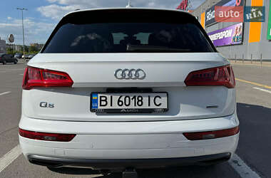 Внедорожник / Кроссовер Audi Q5 2019 в 