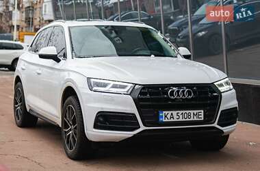 Внедорожник / Кроссовер Audi Q5 2017 в Киеве