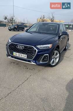 Позашляховик / Кросовер Audi Q5 2022 в Києві