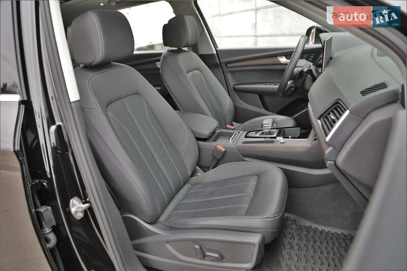 Позашляховик / Кросовер Audi Q5 2021 в Харкові