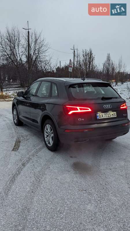 Внедорожник / Кроссовер Audi Q5 2019 в Хмельницком
