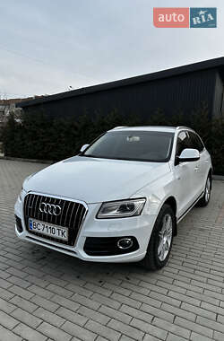 Позашляховик / Кросовер Audi Q5 2016 в 