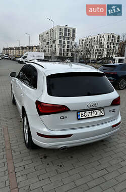 Позашляховик / Кросовер Audi Q5 2016 в 