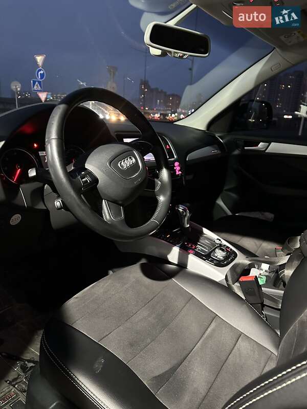 Внедорожник / Кроссовер Audi Q5 2015 в Киеве